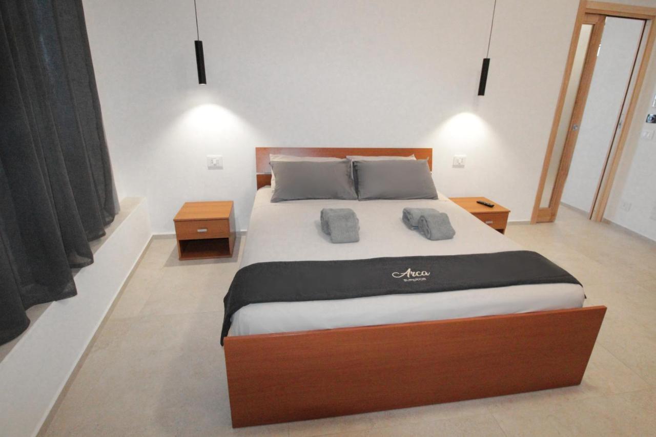 L' Arca Residence 체팔루 외부 사진